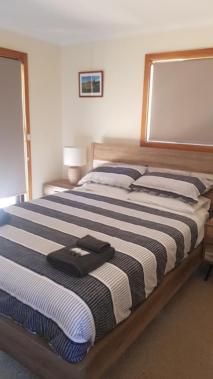 Parndana Hotel Cabins Экстерьер фото